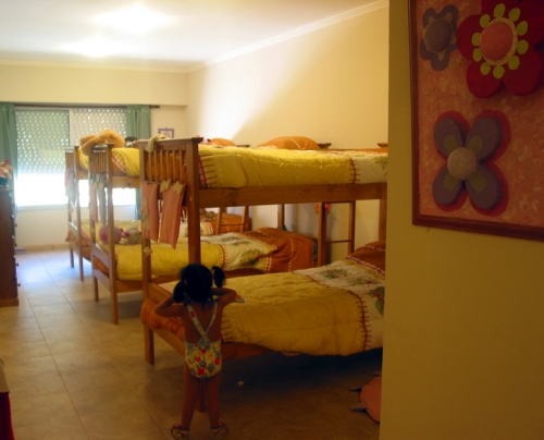 Manu: un mes en la casa propia con festejo y proyectos