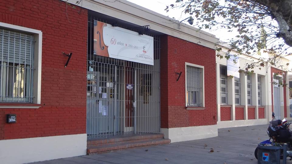 El Julián Aguirre lucha por una sede propia