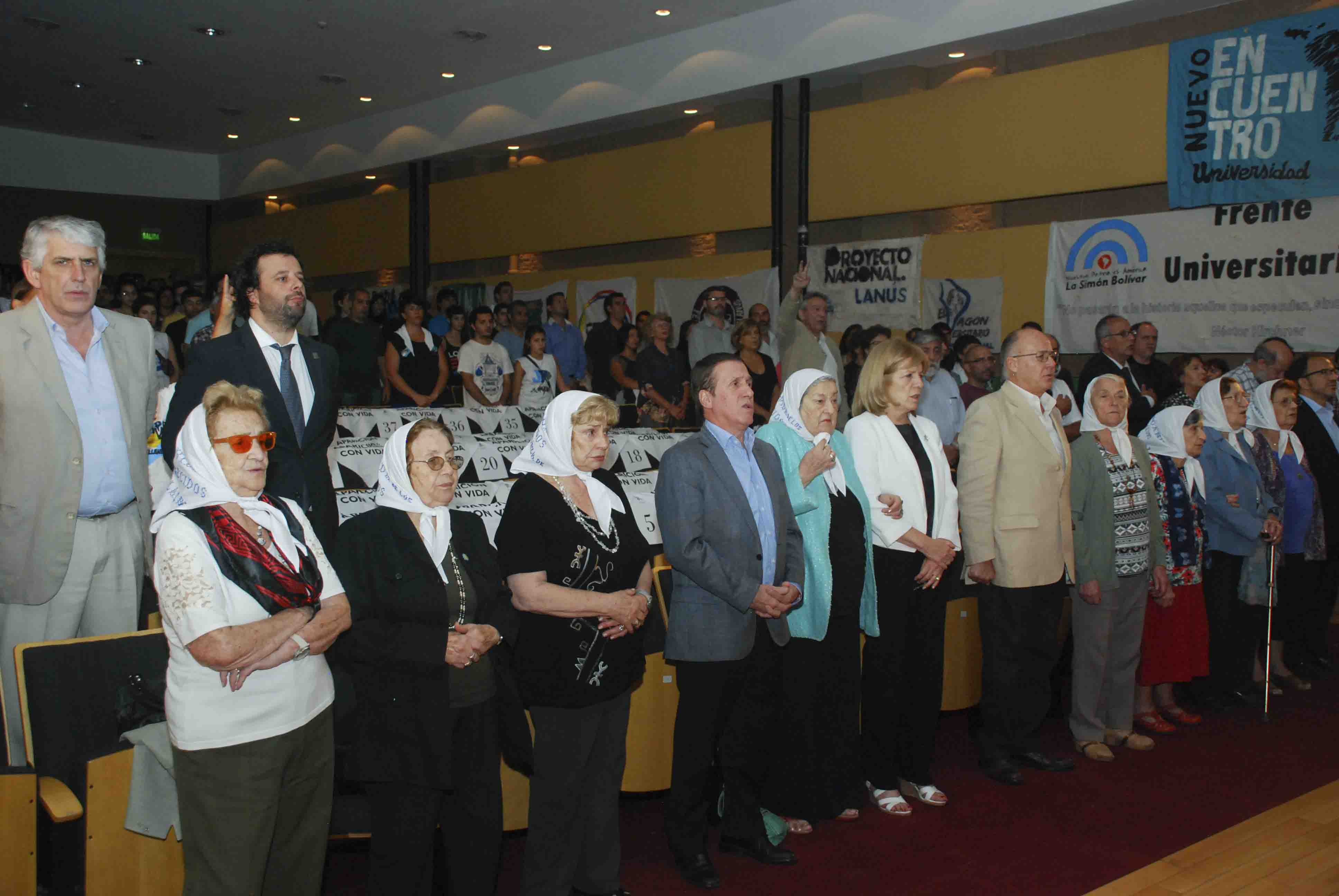 «Este reconocimiento pertenece a los 30 mil desaparecidos»